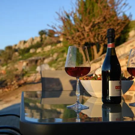 Apartment Aphrodite Mountain View *