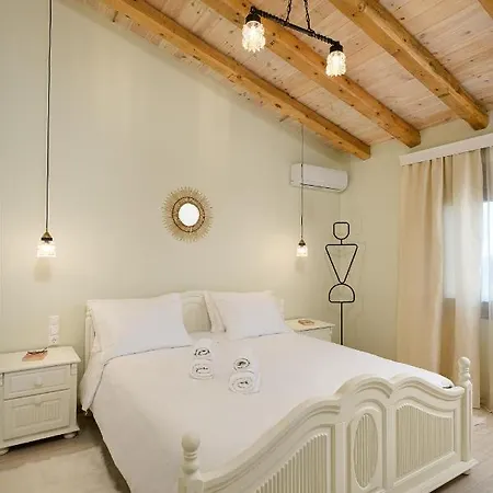 Aphrodite Mountain View Apartment