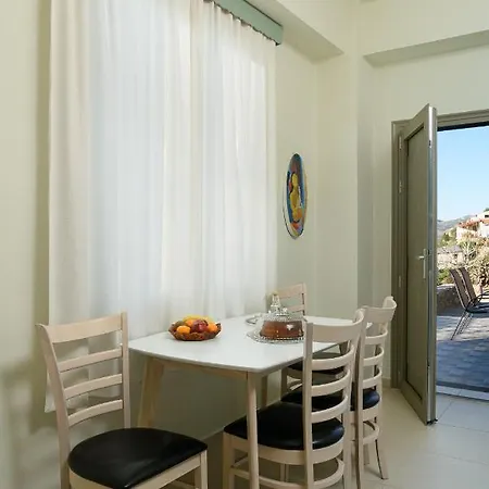 Apartment Aphrodite Mountain View
